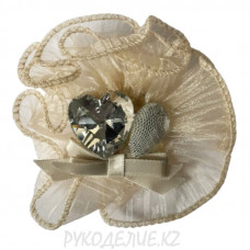 Брошь капрон гофре со стразами 