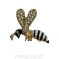 Брошь Насекомые 3 - Оса, белый 25*20мм